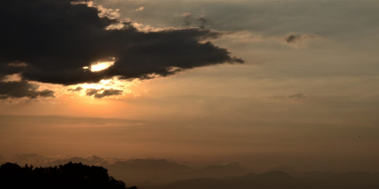 ನಿನ್ನ ಬಗಲಲ್ಲಿ ಜೋಳಿಗೆಯಂತೆ ಸುಸ್ತಾಗಿ:ನಕ್ಷತ್ರ ಬರೆದ ದಿನದ ಕವಿತೆ