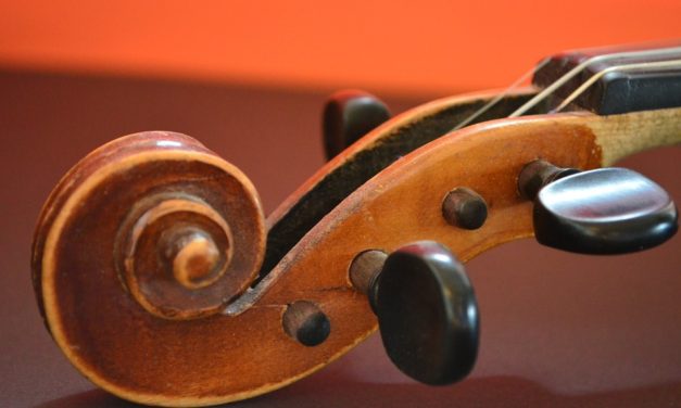 ವಸ್ತಾರೆ  ಪಟ್ಟಣ ಪುರಾಣ-ಚಂದ ಎಂಬುದರ ಮೀಮಾಂಸೆ