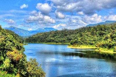 ಮನಮೋಹಕ ವಾಲ್ಪಾರೈ: ರಾಧಾಕೃಷ್ಣ ಪ್ರವಾಸ ಕಥನ