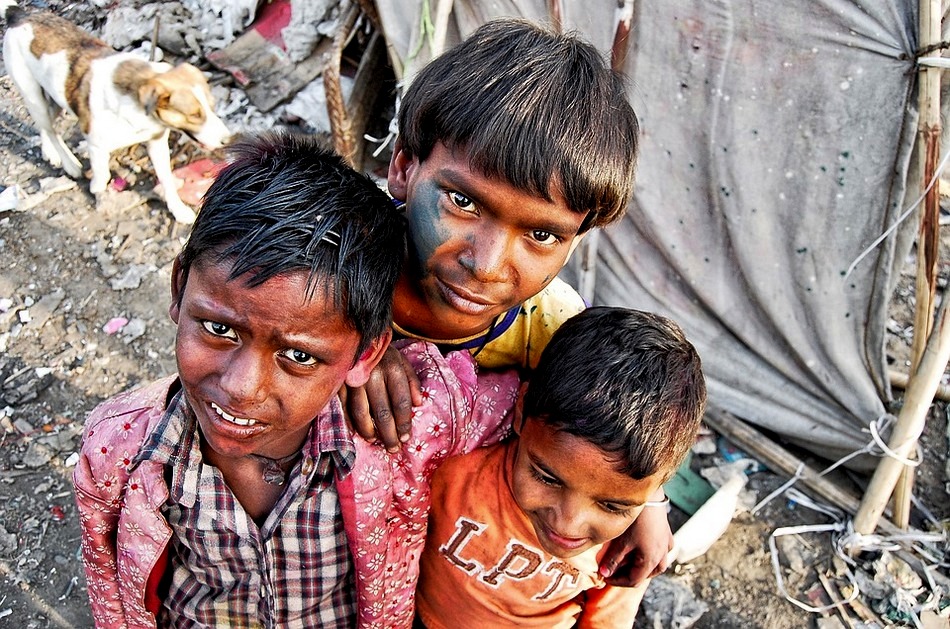 ಹಸಿದ ಈ ಕಂದಮ್ಮಗಳಿಗೆ ಏನು ಕೊಡಲಿ?: ಕುಸುಮಾ ಶಾನಭಾಗ ಬರಹ