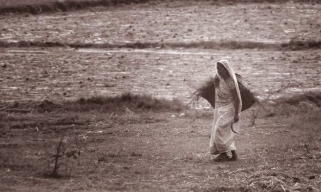 ರಾಣಿಯ ರಾಜ್ಯದಲ್ಲಿ ಅತಿವೃಷ್ಟಿ ಅನಾವೃಷ್ಟಿ ರಾದ್ಧಾಂತಗಳು