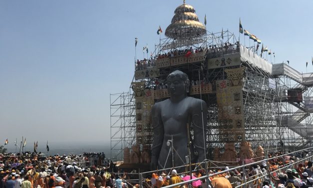 ಬಾಹುಬಲಿಯ ಸ್ನಾನವೂ.. ಜೇನ್ನೊಣದ ಸಂಚಾರವೂ..: ಸುಜಾತಾ ತಿರುಗಾಟ ಕಥನ