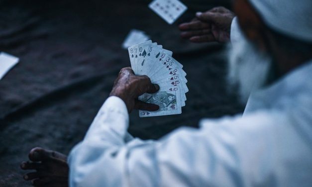 ಇಸ್ಪೀಟಾಟ್ಟ ಮತ್ತು ಕ್ರಿಕೆಟ್ಟಾಟ ಎಂಬ ಆಧ್ಯಾತ್ಮ: ಲಕ್ಷ್ಮಣ ವಿ.ಎ. ಅಂಕಣ