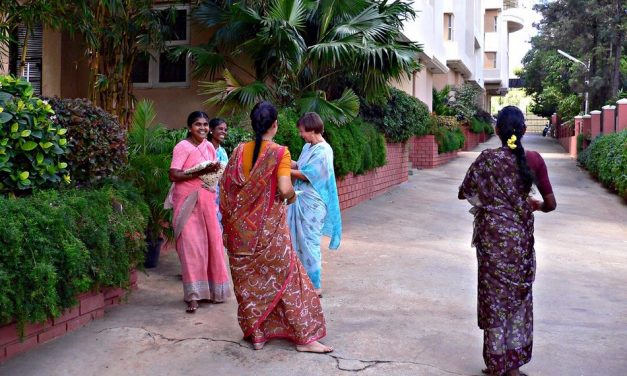 ಸೊಕ್ಕಿನವಳು ಕಲಿಸಿದ ಸಮಾಜವಾದ: ಶ್ರೀಹರ್ಷ ಸಾಲಿಮಠ ಅಂಕಣ