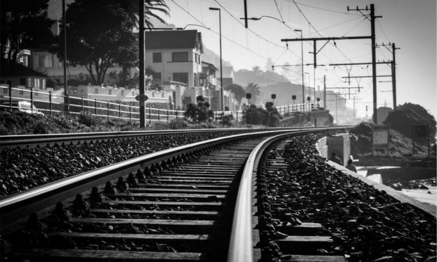 ದುರಂತಗಳ ಸುಳಿಗಾಳಿಯಲ್ಲಿ….: ಲಕ್ಷ್ಮಣ ವಿ.ಎ. ಅಂಕಣ