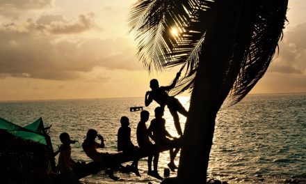 ದ್ವೀಪವಾಸಿಗಳೂ, ಮೂಷಿಕ ಸಾಮ್ರಾಜ್ಯಶಾಹಿಗಳೂ: ಅಬ್ದುಲ್ ರಶೀದ್ ಬರೆದ ಲಕ್ಷದ್ವೀಪ ಡೈರಿ