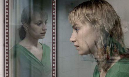 ಲೋಕ ಸಿನೆಮಾ ಟಾಕೀಸ್‌ ನಲ್ಲಿ ರುಮೇನಿಯಾದ ೪ ಮಂತ್ಸ್‌, ೩ ವೀಕ್ಸ್‌ ಅಂಡ್‌ ೨ ಡೇಸ್‌ ಚಿತ್ರ