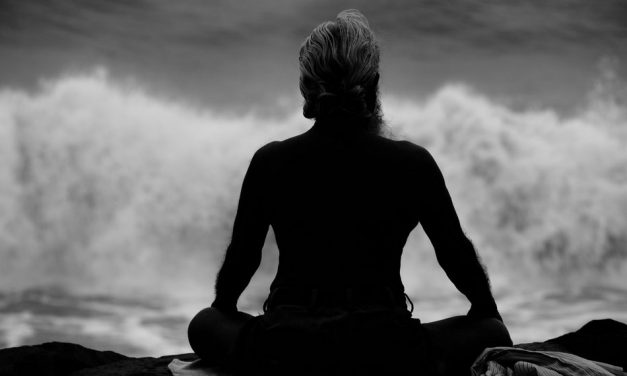 ಆಧ್ಯಾತ್ಮಿಕ ಹೊಳಹಿನ ಕನ್ನಡಿನಲ್ಲಿ ‘ಒಂದು ಸರೀ ಕಡ್ಡಿಗಾಗಿ’