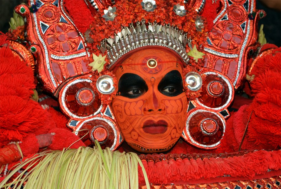 ಮತ್ತೆ ಮತ್ತೆ ಕಾಡುವ ‘ಒತ್ತೆಕೋಲ’ದ ಬಣ್ಣಗಳು