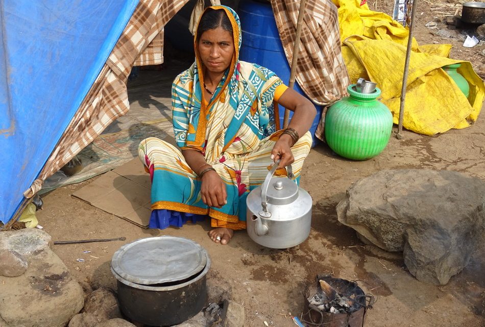 ಏನೋ ಲೆಕ್ಕಹಾಕಿ ಶಾಲೆಗೆ ಹೆಸರು ಹಚ್ಚಿದ ಮಾಸ್ತರರು