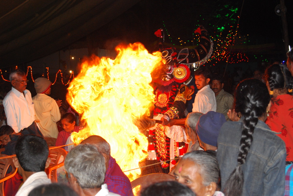 ಯಕ್ಷಗಾನವೂ ಜಾನಪದವೂ ಶಾಸ್ತ್ರೀಯವೂ