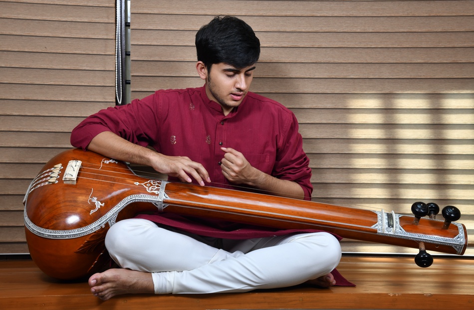 ಲೈವ್‌ಗಳಲ್ಲಿ ಬಂಧಿಯಾದ ನಾದಲೋಕದ ಸುಖ-ದುಃಖ