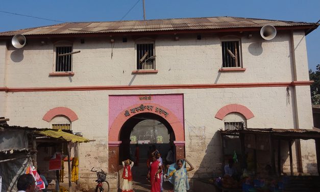 ತುಡುಗುತನಕ್ಕಂಟಿದ ನಂಬಿಕೆಯ ಲೋಕ