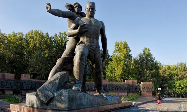 ‘ದುಡಿಯುವ ವರ್ಗಕ್ಕೆ ಒಂದೇ ಲಯ ಇದೆ’