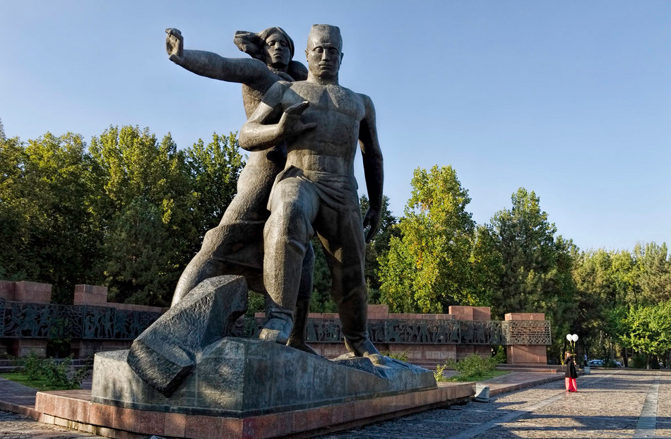 ‘ದುಡಿಯುವ ವರ್ಗಕ್ಕೆ ಒಂದೇ ಲಯ ಇದೆ’