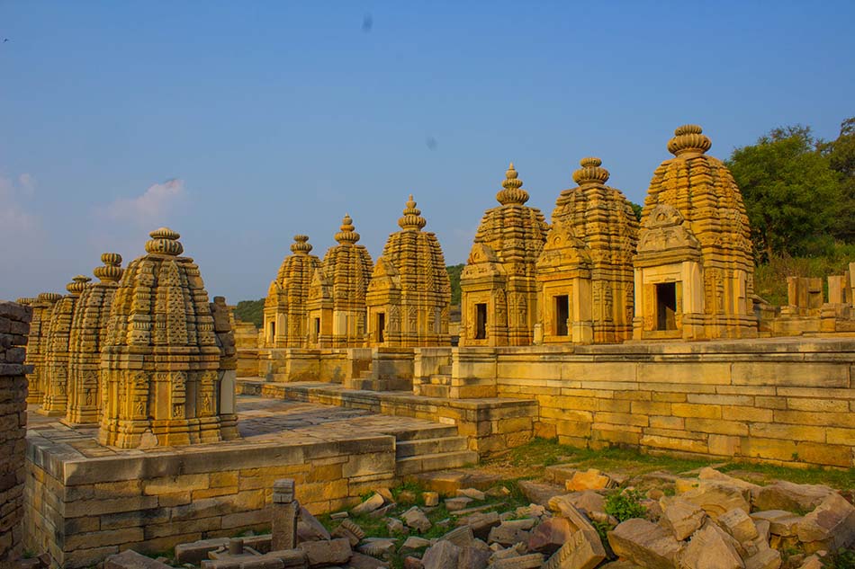 ಚಂಬಲ್‌ನ ಡಕಾಯಿತರು ಕಾಪಾಡಿದ ವಿಗ್ರಹಗಳು