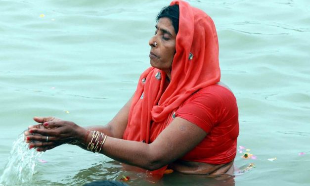 ಸಾಧುಸಂತರ ಸಂಗಮದಲ್ಲಿ…..