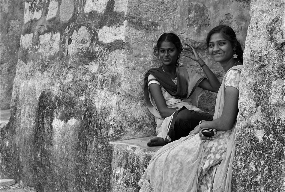 ಎಲ್ಲರೊಳಗೊಂದಾಗುವ ಕಲೆಯ ಕಲಿಯುತಾ….