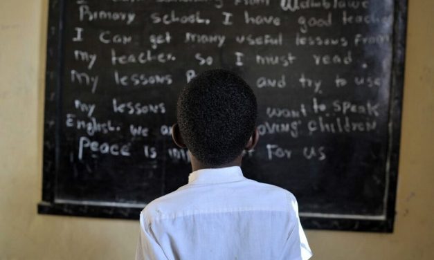 ಕಣ್ಣೊರಿಸಿಕೊಂಡ ಪುಟ್ಟ ದೇವರು…