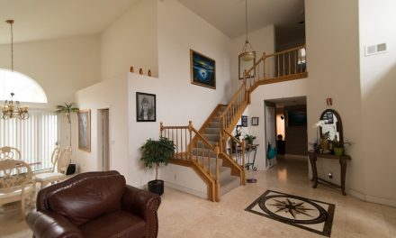 ಒಳಾಂಗಣದ ಬದುಕು