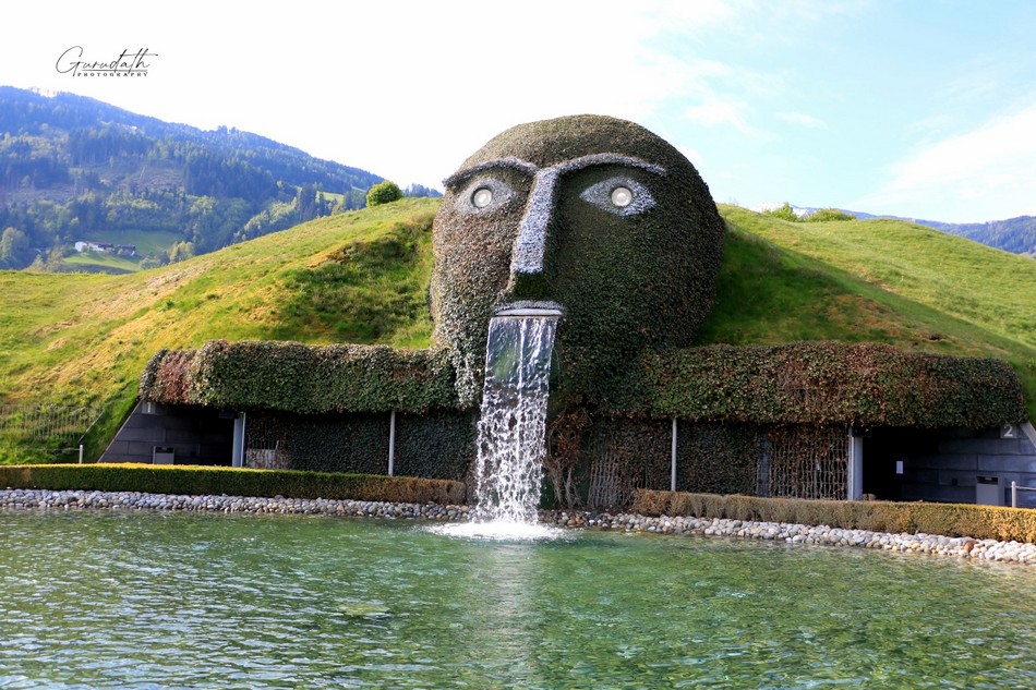 ಇನ್ಸ್ಬ್ರುಕ್ ಎಂಬ ಮಾಯಾಲೋಕ