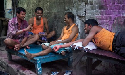 ಹ್ಯಾಂಗರ್ಸ್‌ ಆನ್‌…..