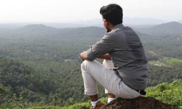 ಏನೋ ಹೇಳಬೇಕು…