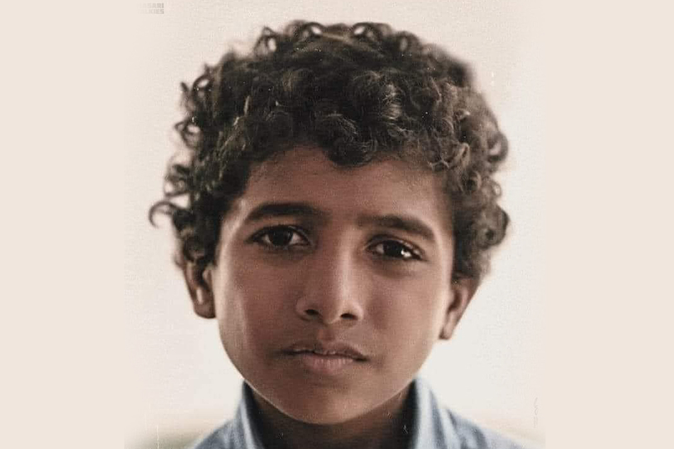 ಕಣ್ಣ ಹನಿ ಜಿನುಗಿಸುವ ಫೋಟೋ…