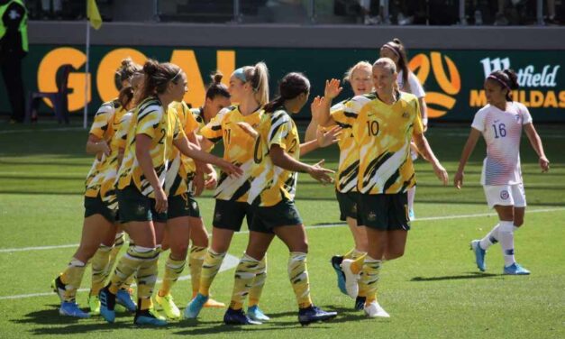 ಮಾಂತ್ರಿಕ ಫುಟ್ಬಾಲ್ ಹುಟ್ಟಿಸಿದ ಕನಸುಗಳು: ವಿನತೆ ಶರ್ಮ ಅಂಕಣ