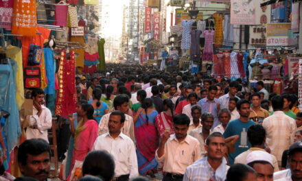 ವಸ್ತುಗಳ ನಡುವೊಂದು ವಾಸ್ತವ: ಸೌರಭಾ ಕಾರಿಂಜೆ ಬರಹ