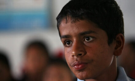 ಒಂಟಿತನ, ಖೋಖೋ, ಕಪ್ಪುಬಿಳುಪಿನ ಗಾಂಧಿ ಚಿತ್ರ: ಮಾರುತಿ ಗೋಪಿಕುಂಟೆ ಸರಣಿ