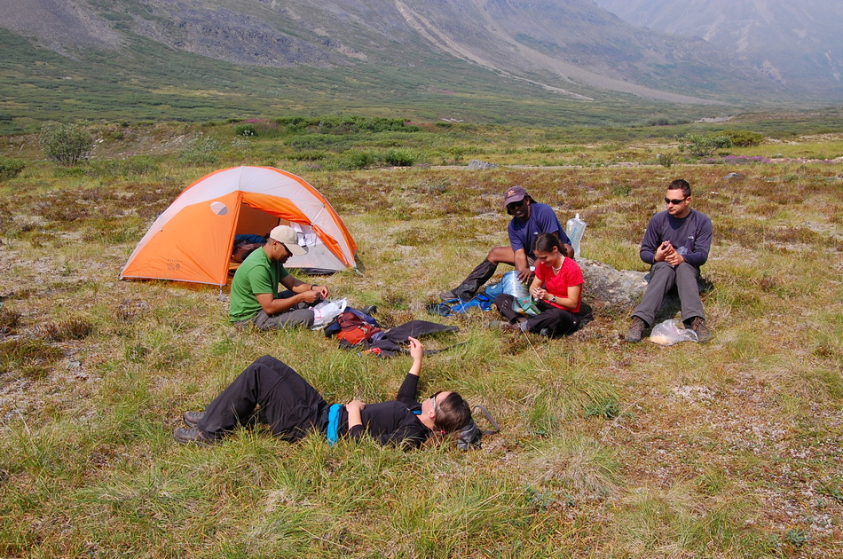 ಹೌಡಿ ನೇಬರ್ಸ್‌!: ಗುರುಪ್ರಸಾದ ಕುರ್ತಕೋಟಿ ಸರಣಿ