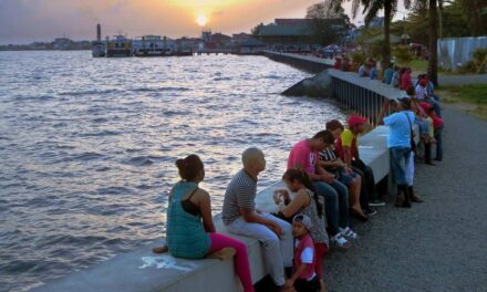 ನಾನು ಸುರೀನಾಮಿಯಾದೆ: ಕೆ. ಸತ್ಯನಾರಾಯಣ ಪ್ರವಾಸ ಸರಣಿ