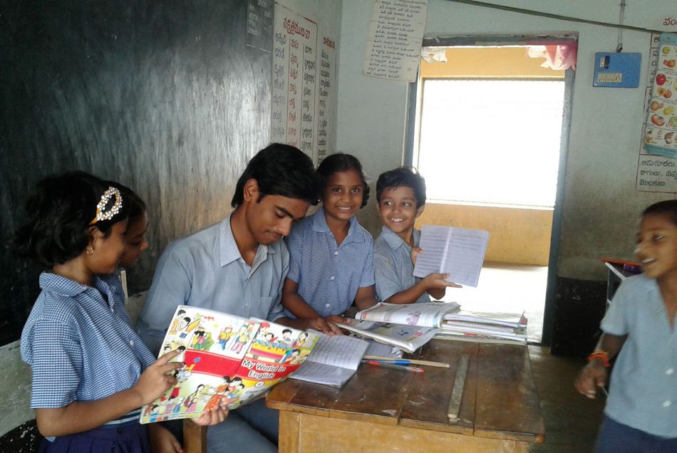 ಬೋಧಿಸುವಾಗ ಮಕ್ಕಳನ್ನು ನಿಭಾಯಿಸಿದ ರೀತಿ..: ಬಸವನಗೌಡ ಹೆಬ್ಬಳಗೆರೆ ಸರಣಿ