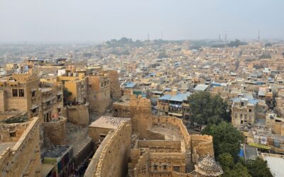 ರೇಗಿಸ್ತಾನದಲ್ಲಿ ಉರಿಯುವ ಬಣ್ಣಗಳು: ಹೇಮಾ ನಾಯಕ  ಪ್ರವಾಸ ಕಥನ