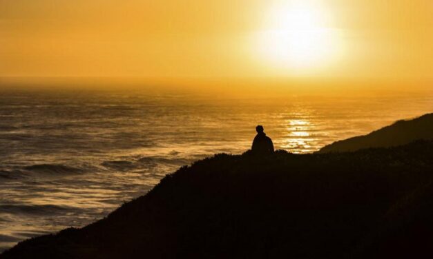 ಉಳಿದು ಹೋಗುವುದೆಂದರೆ… ವಿನಾಯಕ ಅರಳಸುರಳಿ ಅಂಕಣ