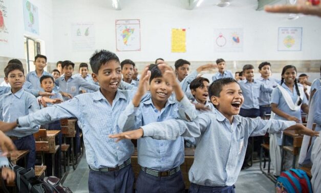 ಕೋಮಾವೂ, ಮಂಜನ ಚಕ್ಕುಲಿಯೂ… : ವಿನಾಯಕ ಅರಳಸುರಳಿ ಅಂಕಣ