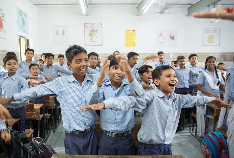 ಕೋಮಾವೂ, ಮಂಜನ ಚಕ್ಕುಲಿಯೂ… : ವಿನಾಯಕ ಅರಳಸುರಳಿ ಅಂಕಣ